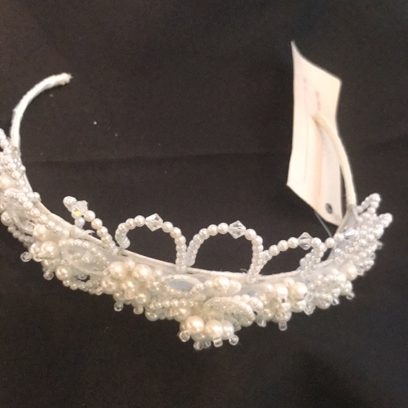 Tiara - Picture 3 of 3